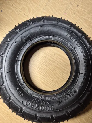 Neumático Sólido 200/50 Patinete Eléctrico