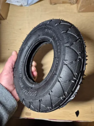 Neumático Sólido 200/50 Patinete Eléctrico