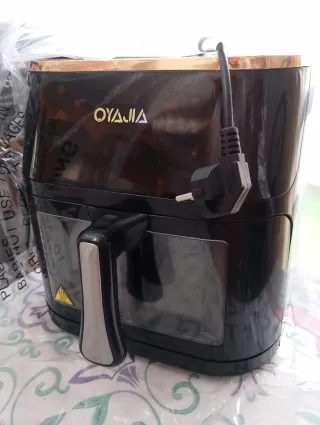 Freidora de aire OYAJIA. NUEVA, sin uso!