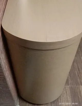 Cómoda ovalada 4 cajones madera