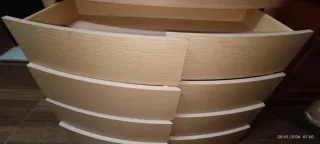 Cómoda ovalada 4 cajones madera