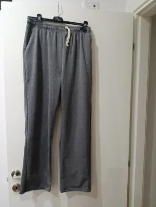 Pantaloni larghi grigi con coulisse