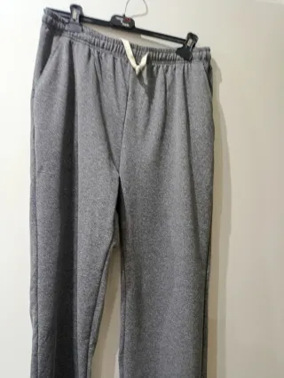 Pantaloni larghi grigi con coulisse