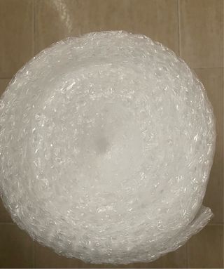 10 Caixes mudances i paper de bombolles