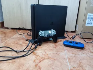 PS4 Slim Negra Sony