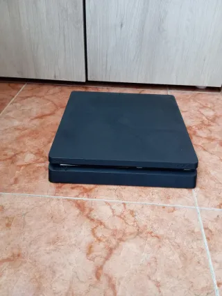 PS4 Slim Negra Sony