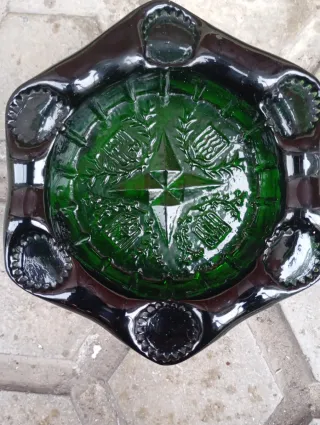 Cenicero cristal verde años 70