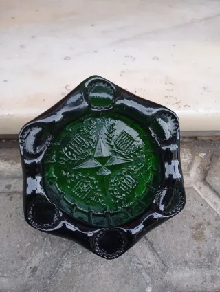 Cenicero cristal verde años 70