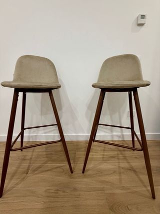 Pack 2 taburetes altos SKLUM – NUEVOS sin uso