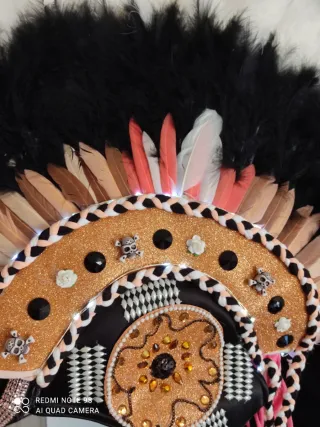 Disfraz Carnaval Gorro con luces. Falda Muñequera