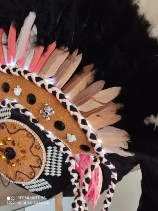 Disfraz Carnaval Gorro con luces. Falda Muñequera