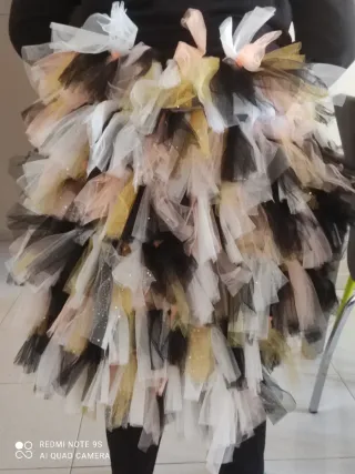 Disfraz Carnaval Gorro con luces. Falda Muñequera