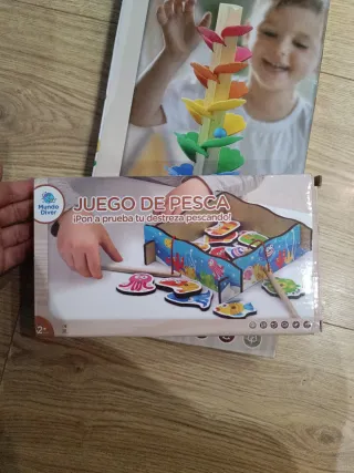 Lote Juguetes: Árbol Musical y Juego Pesca