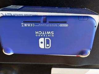 Nintendo Switch Lite Azul + Caja + Funda