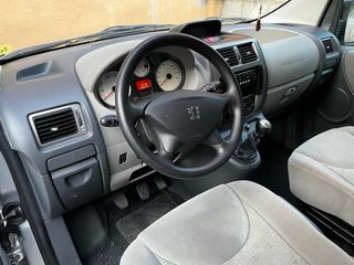 Peugeot Expert 2008
