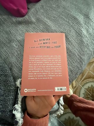 Escarlatina, la cuinera difunta