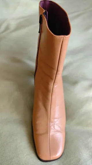 Botines de piel beige talla 39