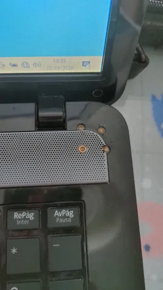 Portátil Toshiba Satellite L870-165 Gris