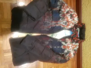 Chaquetón Desigual T.40 Reversible