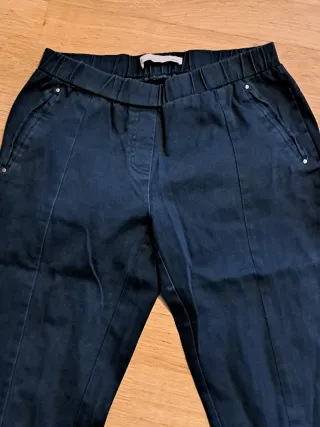 Pantalón pitillo verde oscuro