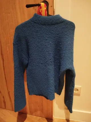 Jersey azul mujer cuello alto