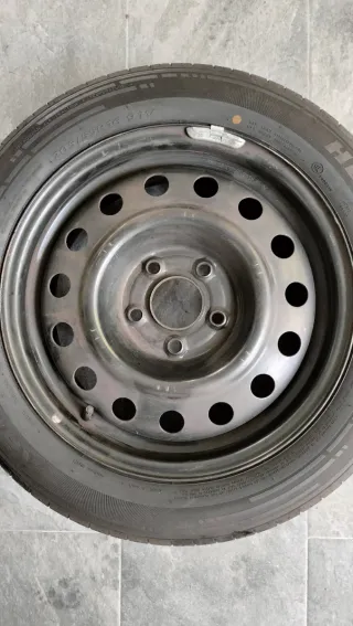 Rueda nueva repuesto Kia o Hyundai 205/55 R16 91V.