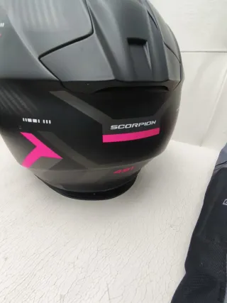 Casco Moto Negro y Rosa