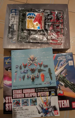 Maqueta Bandai SD Strike Gundam Weapon System
