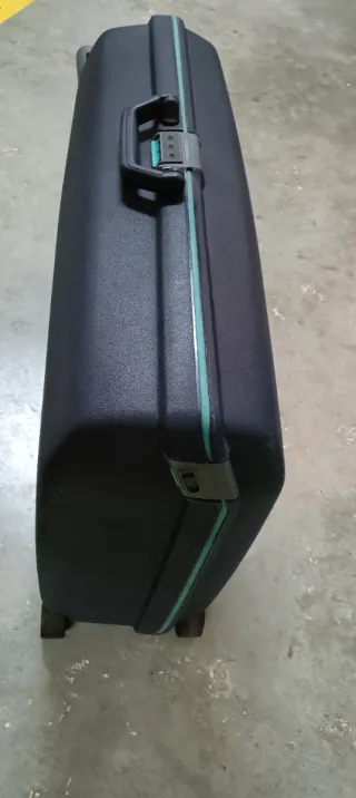 Maleta Samsonite Azul con Ruedas