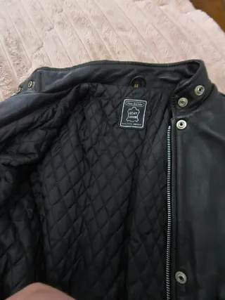 Chaqueta de cuero negra talla 44