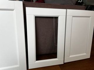 Puertas y baldas BESTA Ikea