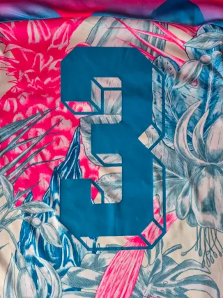 Camiseta Deportiva Adidas Tropical Talla S