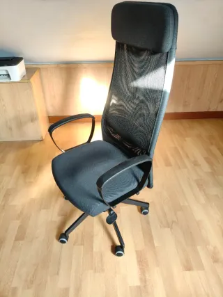 Silla de escritorio tela y plástico