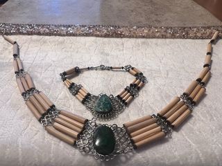 Conjunto artesanal étnico collar y pulsera piedra