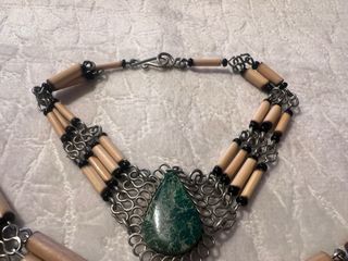 Conjunto artesanal étnico collar y pulsera piedra