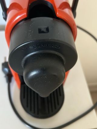 Cafetera Nespresso Krups Roja