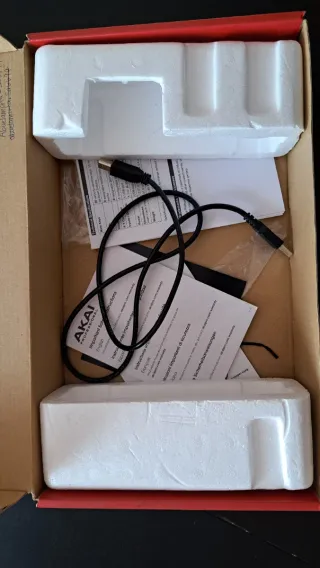 Akai MPK Mini MK3 - Controlador MIDI