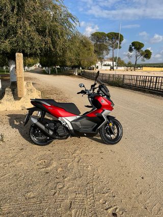 Voge SR1 ADV 125 Roja