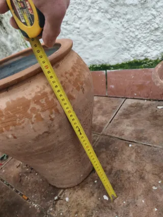 Maceta de barro grande