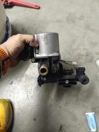 Bomba Grundfos UP 15-50 para Caldera