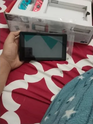 Nintendo Switch Azul y Rojo