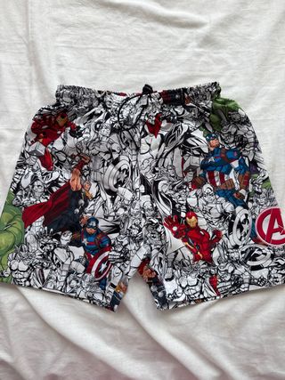 Bañador niño Avengers talla 6