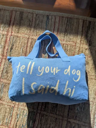 Bolsa azul con diseño de perro