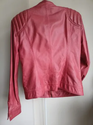 Chaqueta Ecopiel Pull&Bear Talla L