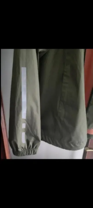 Chubasquero deportivo caballero