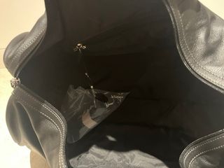 Set de viaje Hexagona negro sin estrenar de cuero