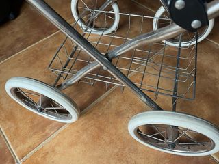 Carrito de bebé vintage