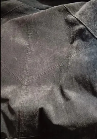 Chaquetón de piel gris antracita