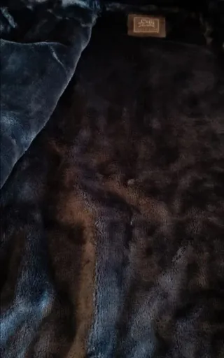 Chaquetón de piel gris antracita