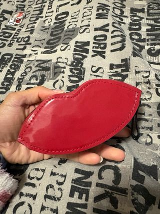 Estuche YSL labios rojo